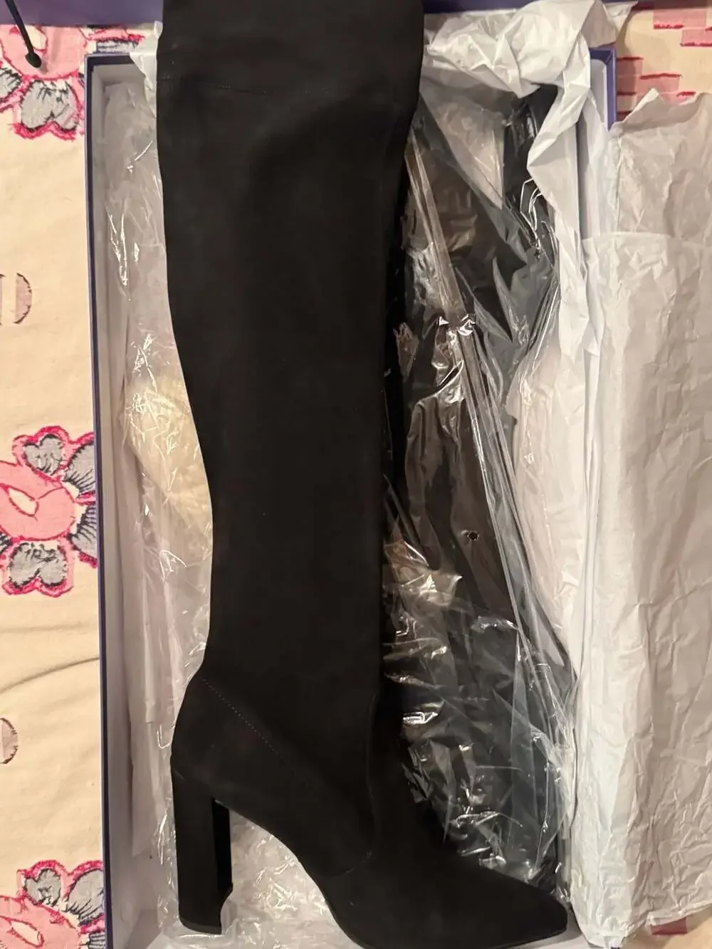 Stuart Weitzman new box